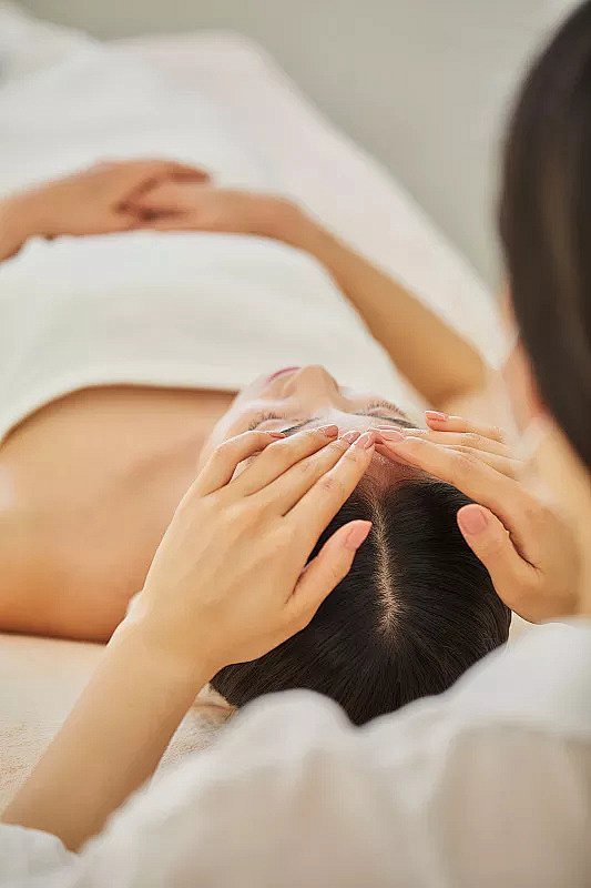 Scalp Massage Therapy